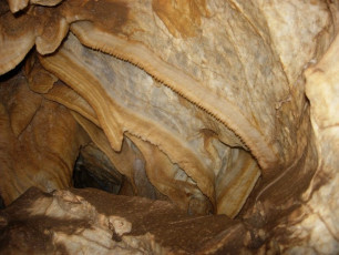 Σπήλαιο Νεροτρουβιάς
