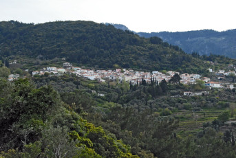 Vourliotes Village