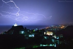 Καταιγίδα στο Καρλόβασι - Αγία Τριάδα